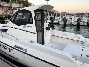 ヤマハ FAST26EX.FSR (後期モデル)、F200馬力